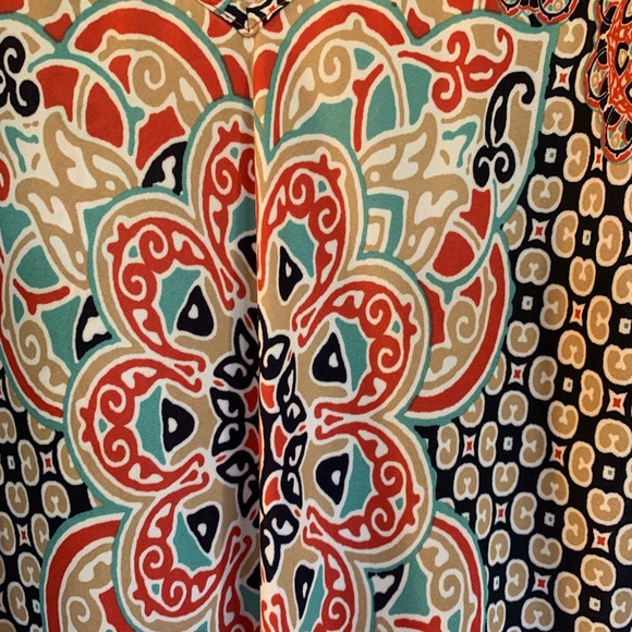 Blouse - Picture 2 of 3